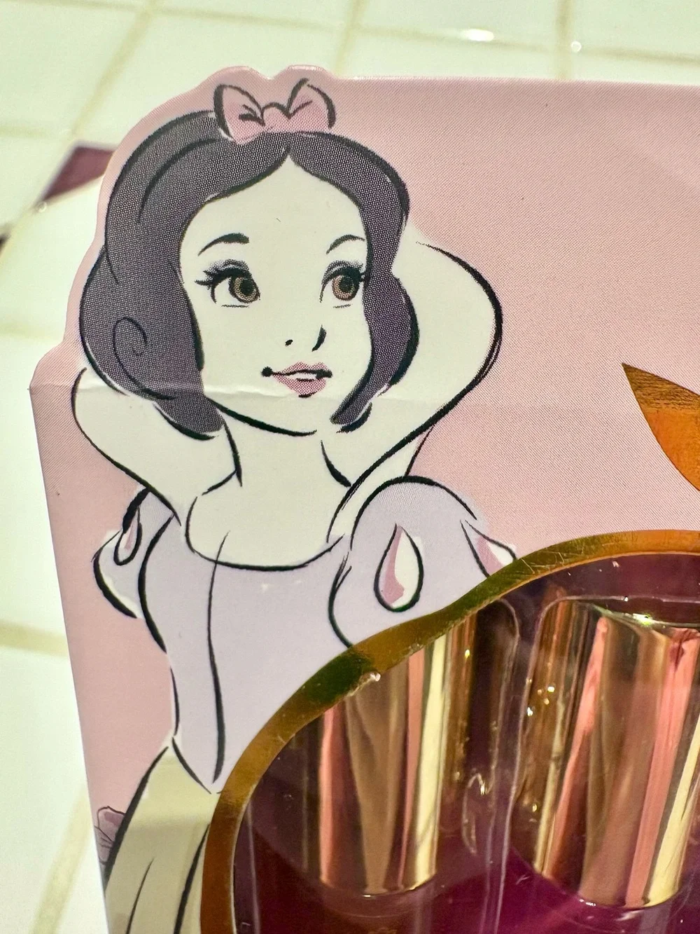 Disney Princess Vitamin C Infused Lip Oil Snow White Taste Beauty Makeup 👄